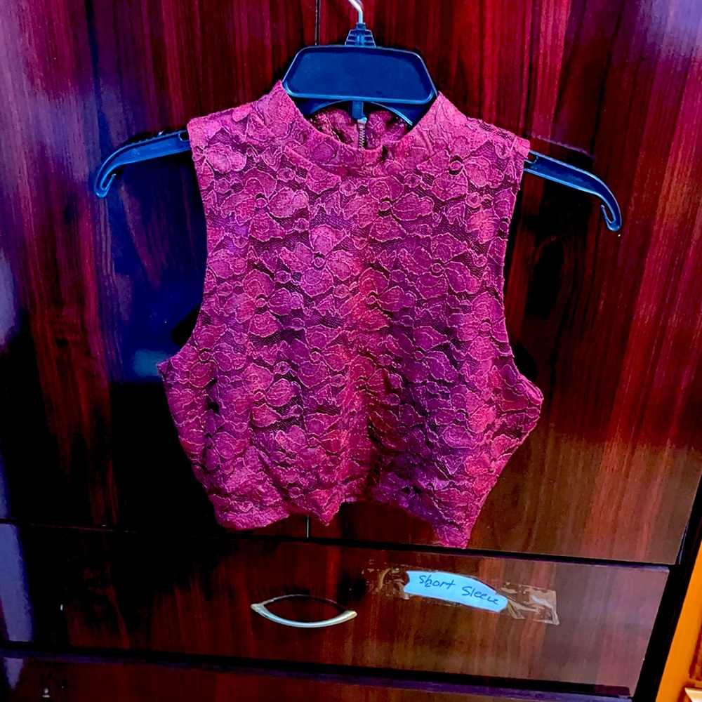 Armless crop top.